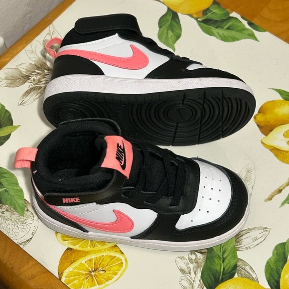 Nike Court Borough Mid 2 Black and Pink Sneakers - Picture 2 of 9